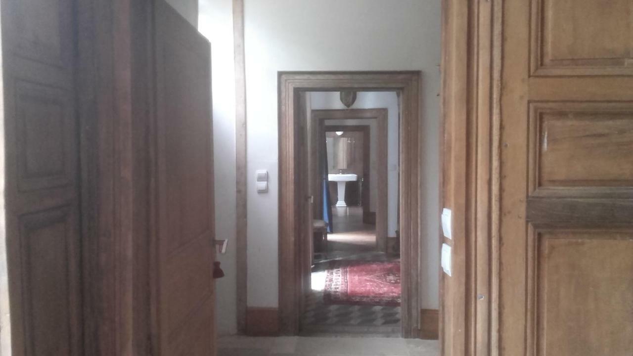 Les Chambres De La Basilique Neuvy-Saint-Sepulchre Bagian luar foto